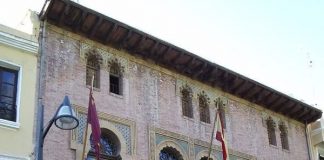 El Ayuntamiento de Águilas y AJE Guadalentín firman un convenio para fomentar el autoempleo