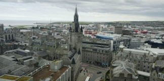 Oportunidad de trabajo para profesores de distintas especialidades en centros de secundaria de Escocia