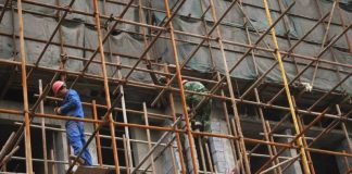 Programa ‘Empleo social y eficiencia energética’ en Madrid para personas en riesgo de exclusión Albañiles Construcción