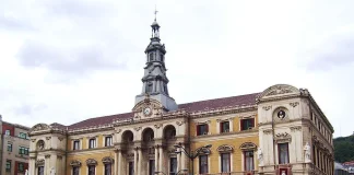 Abierta la inscripción en Bilbao para un programa de inserción laboral para desempleados