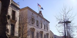 El Ayuntamiento de Mataró (Barcelona) convoca 7 plazas de asistentes sociales