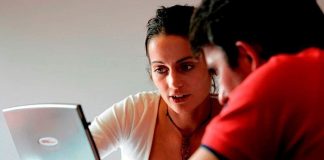 Banco de Santander abre el plazo para las empresas que quieran universitarios en prácticas