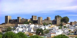 Alcalá de Guadaíra ofrece ayudas a los nuevos negocios que se implanten en el casco histórico