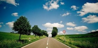 Lanzan en Castilla y León una línea de créditos para los jóvenes que quieran emprender en el medio rural