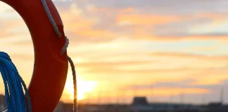 Oferta de empleo en Fuengirola (Málaga) para 80 socorristas