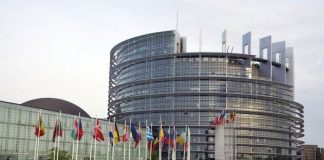 El Parlamento Europeo tramita una partida de 500 millones de euros más para la iniciativa de empleo juvenil