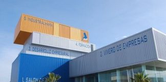 Cuatro nuevas empresas crearán 150 puestos de trabajo en el Parque Industrial Alhama (Murcia)