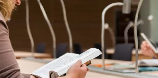 Convocadas 13 bolsas de empleo en Píñar (Granada) para personal de administración y oficios